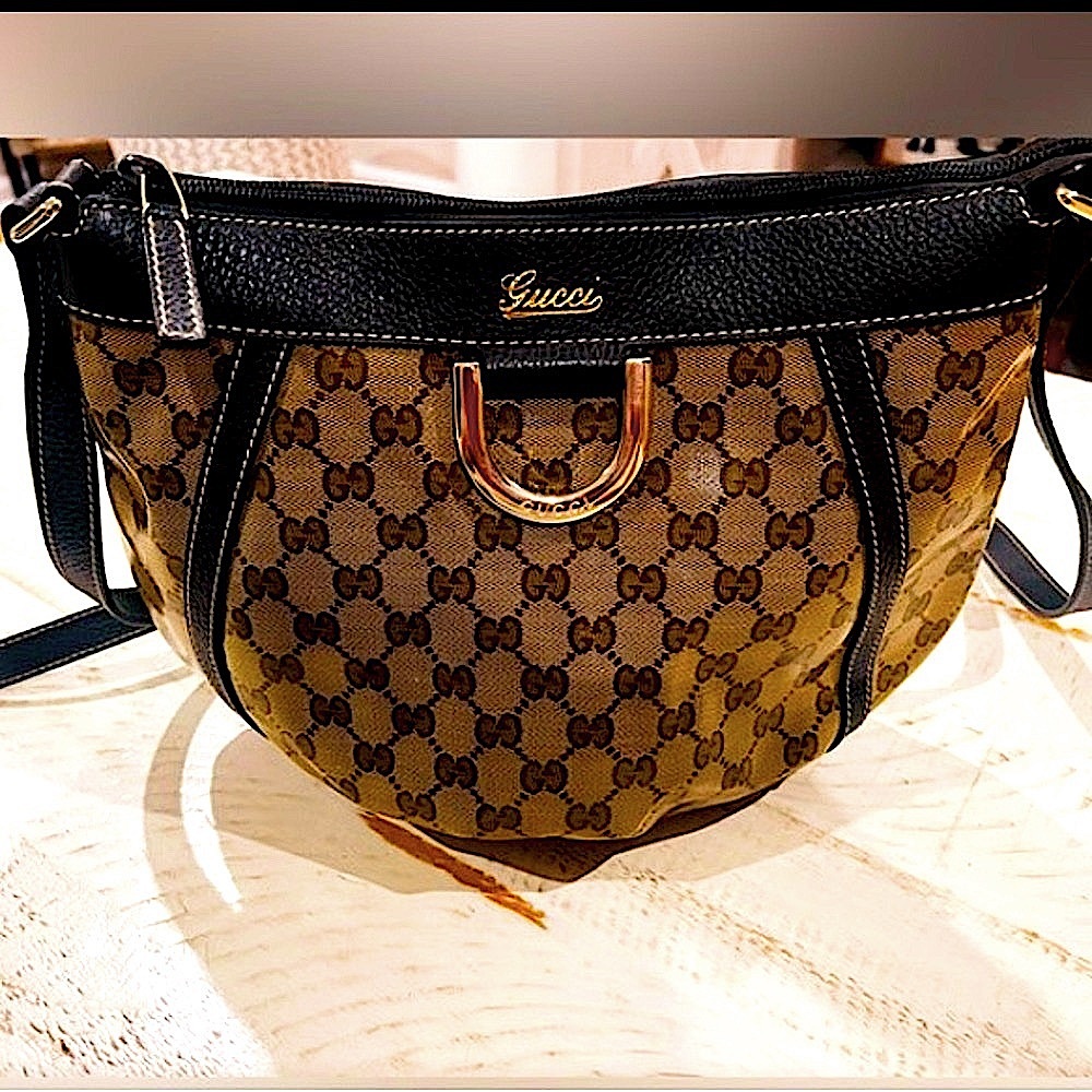 🔥Gucci AUTHENTIC Crossbody Bag🔥
